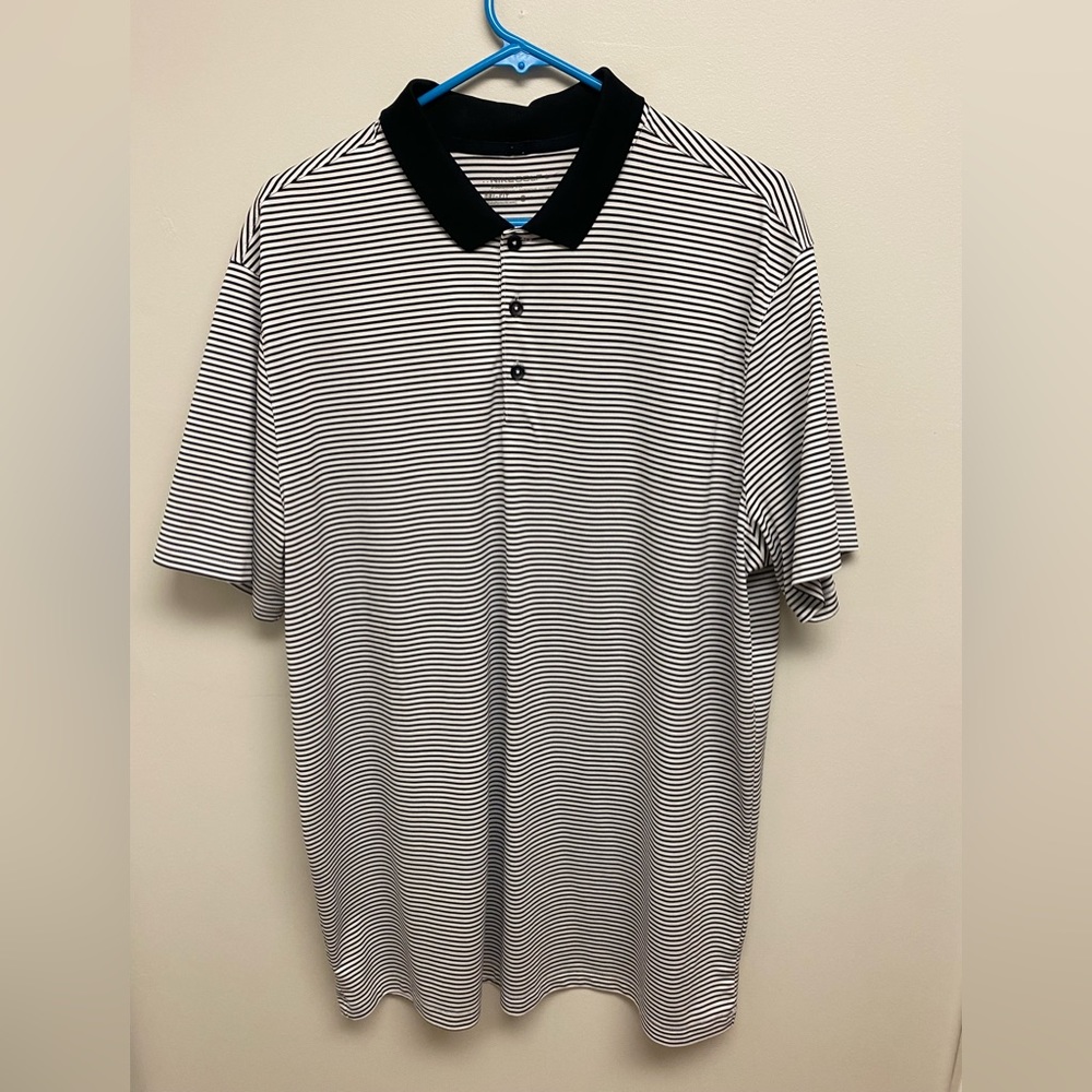 XL black and white striped nike fry fit standard fit golf polo